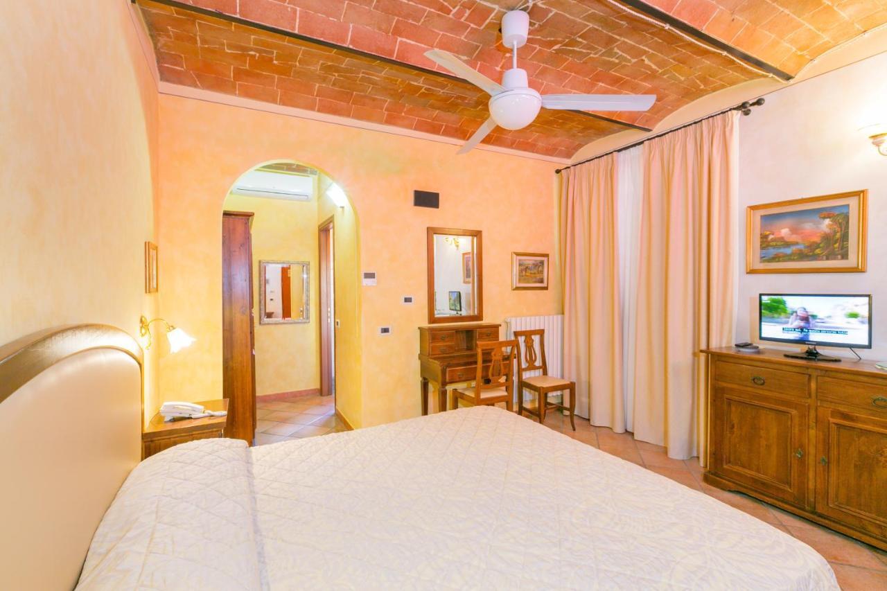 Agrihotel Elisabetta Collemezzano Exterior foto